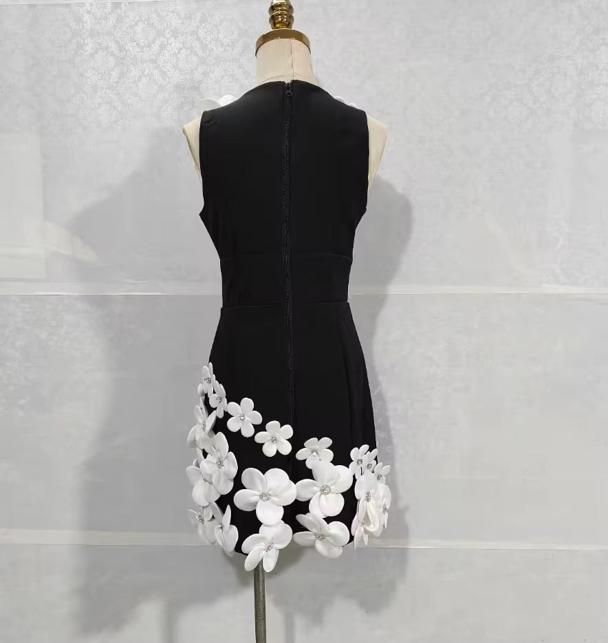 Sleeveless White 3D Floral A-line Dress